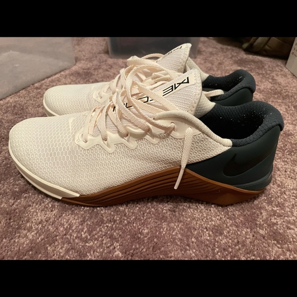 nike metcon 5 ivory